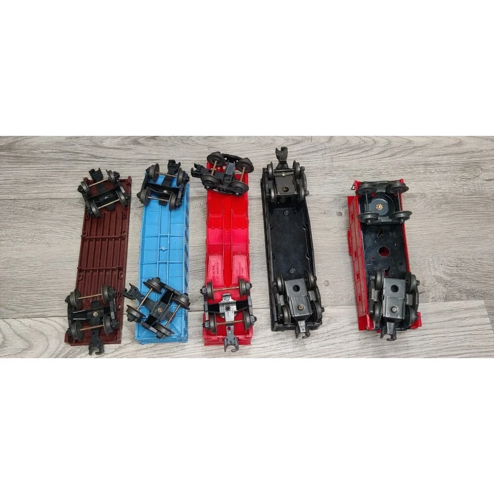 Lionel O Gauge 5 Car Lot: 6257 Caboose, 25000 Lehigh Hopper, 6462 Gondola w/Load